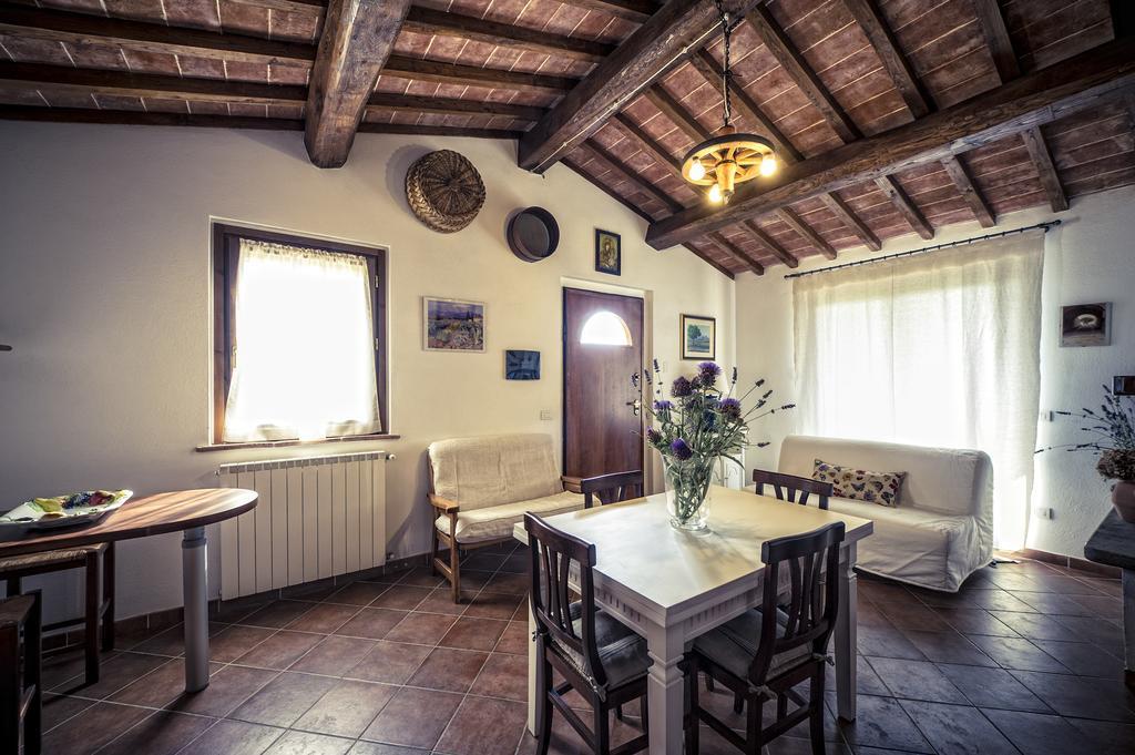 罗塞蒂农家乐 Montepulciano Stazione 外观 照片